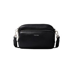 Calvin Klein Geantă de umăr 'Logo Pebbled Camera' negru