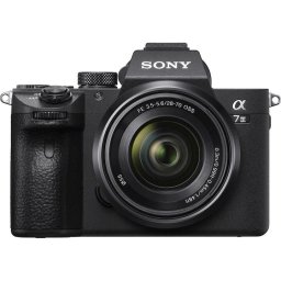 Aparat foto Mirrorless Sony Alpha A7III, 24.2 MP, Full-Frame, E-Mount, 4K HDR, 4D Focus, Wi-Fi, NFC, ISO 100-51200, Negru + Obiectiv SEL28702 28-70mm II
