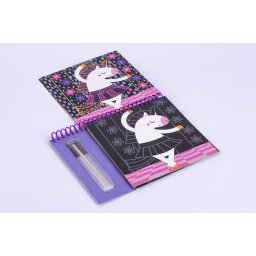 Joc de razuit magic apli, cu unicorn