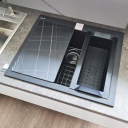 Scurgator NEGRU CookingAid Tip Tavita Perforata pentru chiuvete din Inox sau Granit