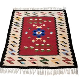 Carpeta mare tesuta la razboi - 60 x 63 cm - centru rosu 1