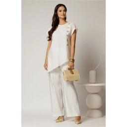 Compleu alb din viscoza din bluza asimetrica si pantalon lejer