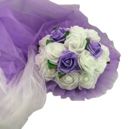 Decor masina pentru nunta cu tulle si trandafiri din spuma, mov - ILIF309053