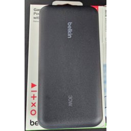Acumulator extern BELKIN LIMITED Resigilat Gaming Power Bank 20000 MAh 30W PD Cablu USB-C integrat Negru