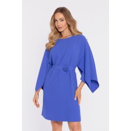 Rochie de damă cu mâneci largi și curea decorativă