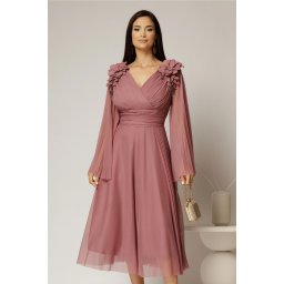 Rochie midi roz de ocazie din tull cu aplicatii la umeri si decolteu petrecut