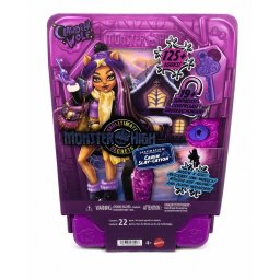Papusa Monster High Skulltimate Secrets Clawdeen Wolf cu 22 accesorii