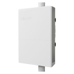 Switch MikroTik netFiber 9 outdoor cu 4 x SFP+ 10G, 5 x SFP si PoE-In