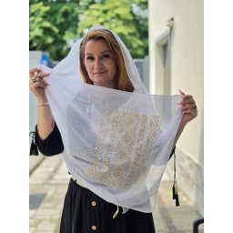 Marama cu broderie 33