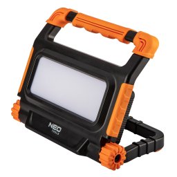 Proiector LED portabil 3000 lm cu acumulator Li-Ion si functie power bank
