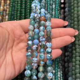 Sirag Agat de foc verde sfere fatetate 8mm, 38cm