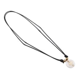 Colier reglabil cu pandantiv rotund din Sidef gravat, cruce treflata - 18mm