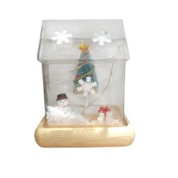 Ornament decorativ de Craciun cu lumini, in forma casuta, 13 cm, BC 039