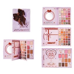 Paleta de Machiaj Tip Carte KEVIN & COCO , Model Purple Plush Bow Palette, 82 Culori, Trusa Completa pentru Ochi si Fata, Farduri, Blush, Iluminator si Contur, Design Catifelat cu Fundita, 22.8 x 17.4 x 4.6 cm, Roz