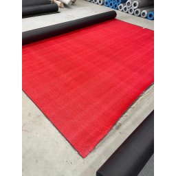 Mocheta tip Gazon Artificial Flat 7, Latime 1m, Marime 100 x 2700 cm, Rosu, Inaltime Fir 7 mm, Antialergic, Polipropilena, Curte, Terasa, Balcon, Piscina, Loc de Joaca, Gradinita, Cresa