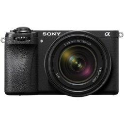 Aparat foto mirrorless Sony A6700, APS-C, Rezolutie 26MP, 4K, AI, Stabilizare 5 axe, Obiectiv 18-135mm, Negru