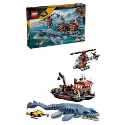 Set de constructie LEGO® Jurassic World Un Mosasaurus ataca o barca 77983, Jucarii pentru Copii de 7+ ani, Jucarii pentru Baieti si Fete, Idee de Cadou pentru Copii, 703 piese