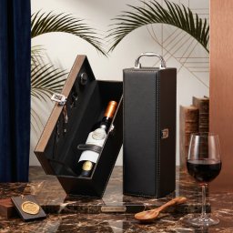 Cutie de vin Vinic pentru 1 sticla cu accesorii de vin incluse piele ecologica neagra eleganta