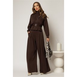 Compleu maro cu jacheta si pantaloni evazati cu pliuri