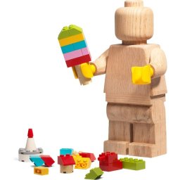 Minifigurina Din Lemn Room Copenhagen LEGO +12ani Natur