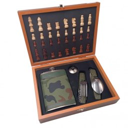 Joc De Sah De Lemn, Sticla Cu Husa Camuflaj De Buzunar Si Ustensile Camping