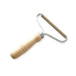 Instrument pentru indepartarea scamelor de pe haine