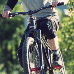 Genunchiere TSG Tahoe A - Black XL