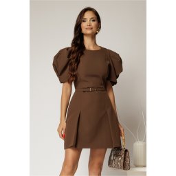 Rochie DY Fashion scurta maro cu maneci scurte si pliuri pe fusta