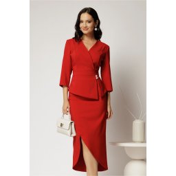 Compleu rosu dama format din sacou cu peplum si fusta cu slit asimetric