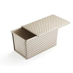 Forma Dreptunghiulara pentru Paine si Cozonac cu Capac Detasabil Metalica 21 X 11 X 11CM