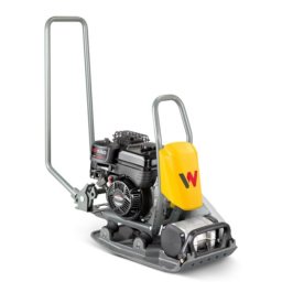 Placă compactoare unidirecțională Wacker Neuson BPS1030BW, motor benzină Briggs & Stratton, 10 kN, rezervor apă 8 L, 500 m²/h