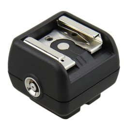 Blitz JJC JSC-2 - Adaptor patina sincron cu iesire PC Sync