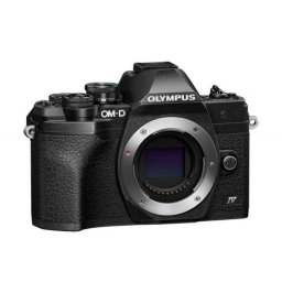 Aparat foto digital V207130BE000, Micro 4/3, Vizor electronic, stabilizare 5 axe, 4K, Negru