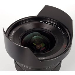 Carl Zeiss ZF.2 Distagon T* 2.8/15