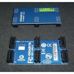 Gigabyte GC-SLI Multi Way SLI Bridge (Za povezivanje do 4 grafičke u SLI)