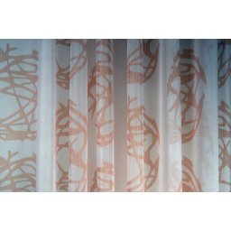 Zavesa bela sa narandžastim detaljima