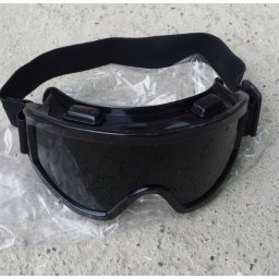 Profesionalne zaštitne silikonske naočare za varioce (Made in Germany)