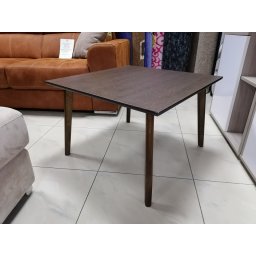Klub sto 68 x 68