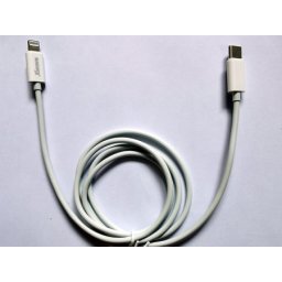Xwave Kabl TIP-C-muški - LIGHTNING(za iPHONE -muški)/dužina 2m/3A/Aluminium /beli pvc ( TIP-C za iPhone 2m 3A Al white pvc )