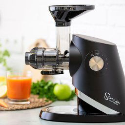 Sana Supreme Juicer 727 - crni