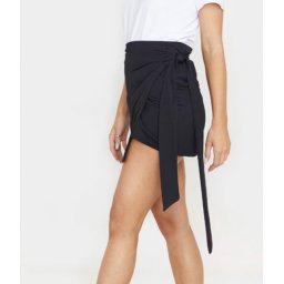 Crna suknja na preklop i vezivanje