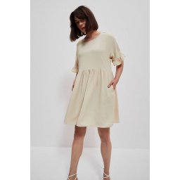 Dress with ruffles on the sleeves