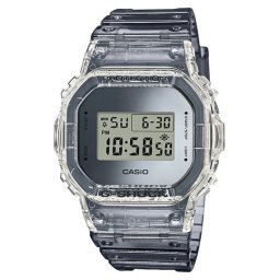 Casio g-shock ručni sat ( DW-5600SK-1 )