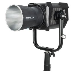 Nanlux Evoke 1200 LED Spot Light with FL-YK-Kit Fresnel Lens and Flight Case
