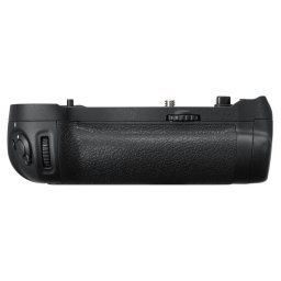 Nikon MB-D18