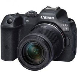 EOS R7 + RF-S 18-150mm F3.5-6.3 IS STM