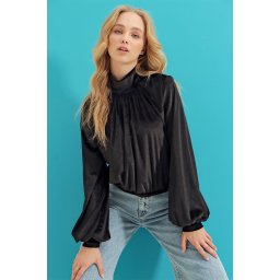 Trend Alaçatı Stili Women's Black High Neck Gathered Front Velvet Blouse