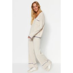 Trendyol Beige Wide Pattern Hairy Yarn Garnished Knitwear Bottom-Top Set