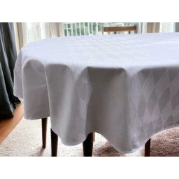 Stolnjak ovalni 160x220cm white Romboid ( VLK0001360whiteromboid )