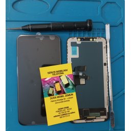 Ekran displej i tac skin za iPhone X vrhunska klasa
